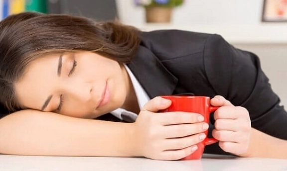 Adrenal yorgunluk nedir nasıl tedavi edilir ?